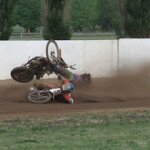 T.J.LAVIN IN COMA AFTER BIKE CRASH